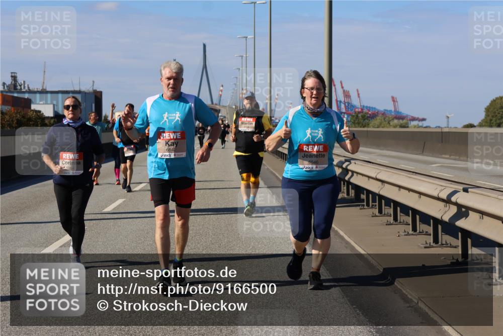 03.10.2025 - Köhlbrandbrückenlauf Strokosch-Dieckow http://msf.ph/oto/9166500 03.10.2025 13:20:22 Position 3 5254, 6542, 6546 meine-sportfotos.de