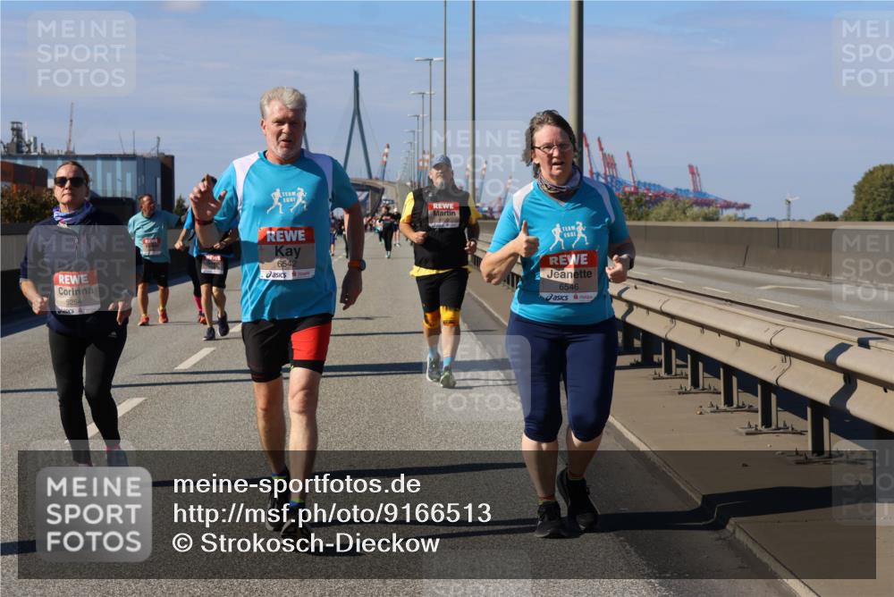 03.10.2025 - Köhlbrandbrückenlauf Strokosch-Dieckow http://msf.ph/oto/9166513 03.10.2025 13:20:23 Position 3 5254, 6542, 6546 meine-sportfotos.de