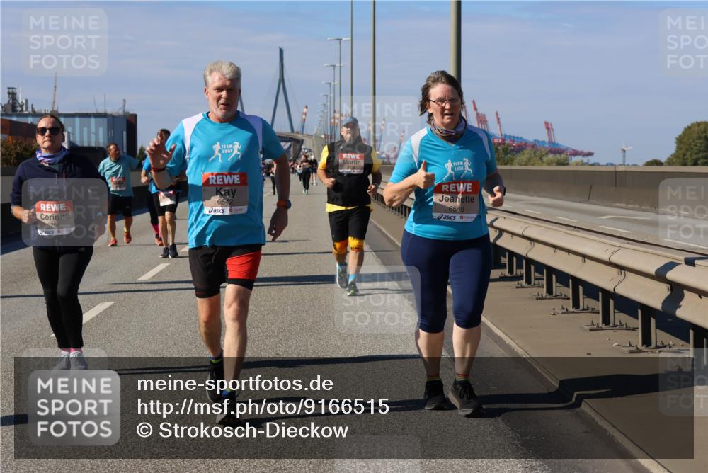 03.10.2025 - Köhlbrandbrückenlauf Strokosch-Dieckow http://msf.ph/oto/9166515 03.10.2025 13:20:23 Position 3 5254, 6542, 6546 meine-sportfotos.de