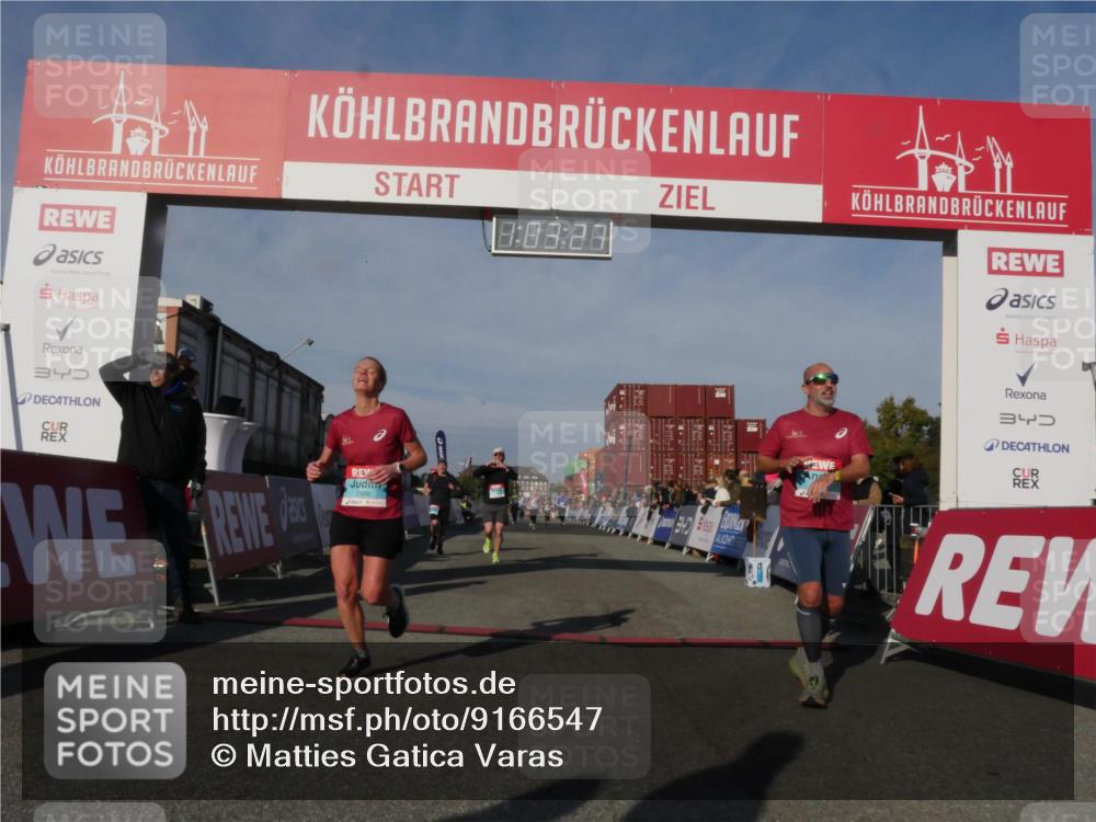 03.10.2025 - Köhlbrandbrückenlauf Matties Gatica Varas http://msf.ph/oto/9166547 03.10.2025 10:03:28 Ziel 1207, 1274, 1682, 1808, 1864, 2944, 2995, 2998, 3066, 3404, 3498, 3731 meine-sportfotos.de