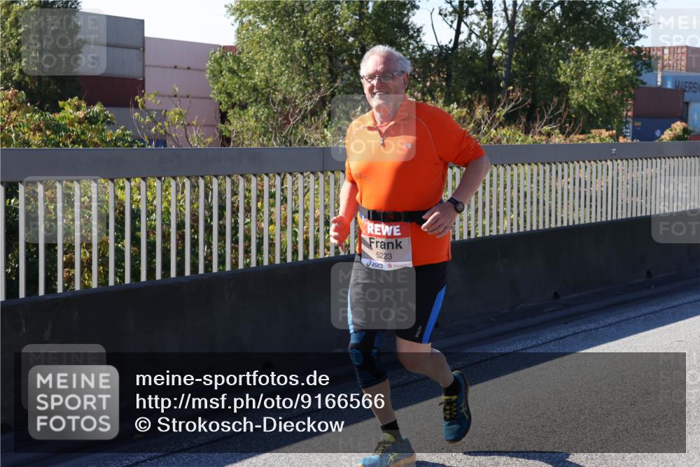 03.10.2025 - Köhlbrandbrückenlauf Strokosch-Dieckow http://msf.ph/oto/9166566 03.10.2025 13:20:38 Position 3 5223 meine-sportfotos.de
