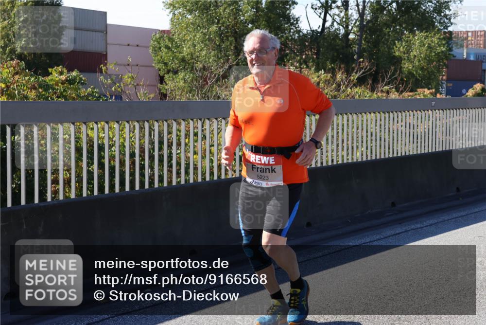 03.10.2025 - Köhlbrandbrückenlauf Strokosch-Dieckow http://msf.ph/oto/9166568 03.10.2025 13:20:38 Position 3 5223 meine-sportfotos.de