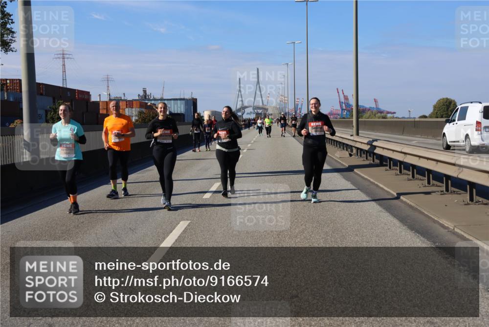 03.10.2025 - Köhlbrandbrückenlauf Strokosch-Dieckow http://msf.ph/oto/9166574 03.10.2025 13:20:48 Position 3  meine-sportfotos.de