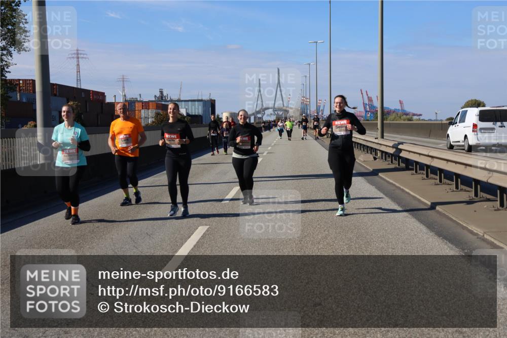03.10.2025 - Köhlbrandbrückenlauf Strokosch-Dieckow http://msf.ph/oto/9166583 03.10.2025 13:20:48 Position 3 1270379 meine-sportfotos.de