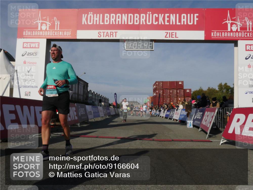 03.10.2025 - Köhlbrandbrückenlauf Matties Gatica Varas http://msf.ph/oto/9166604 03.10.2025 10:03:44 Ziel 1351, 1353, 2767, 3073, 3235, 3245, 3251, 3344, 3659, 3708, 3710, 3804, 3825 meine-sportfotos.de