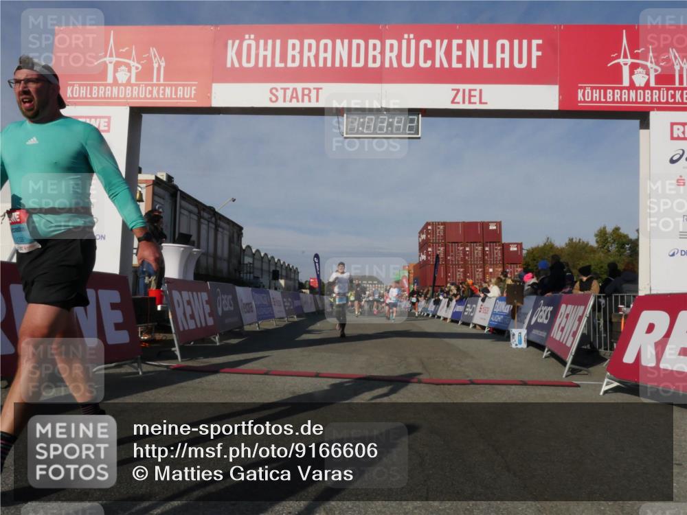 03.10.2025 - Köhlbrandbrückenlauf Matties Gatica Varas http://msf.ph/oto/9166606 03.10.2025 10:03:44 Ziel 1351, 1353, 2767, 3073, 3235, 3245, 3251, 3344, 3659, 3708, 3710, 3804, 3825 meine-sportfotos.de