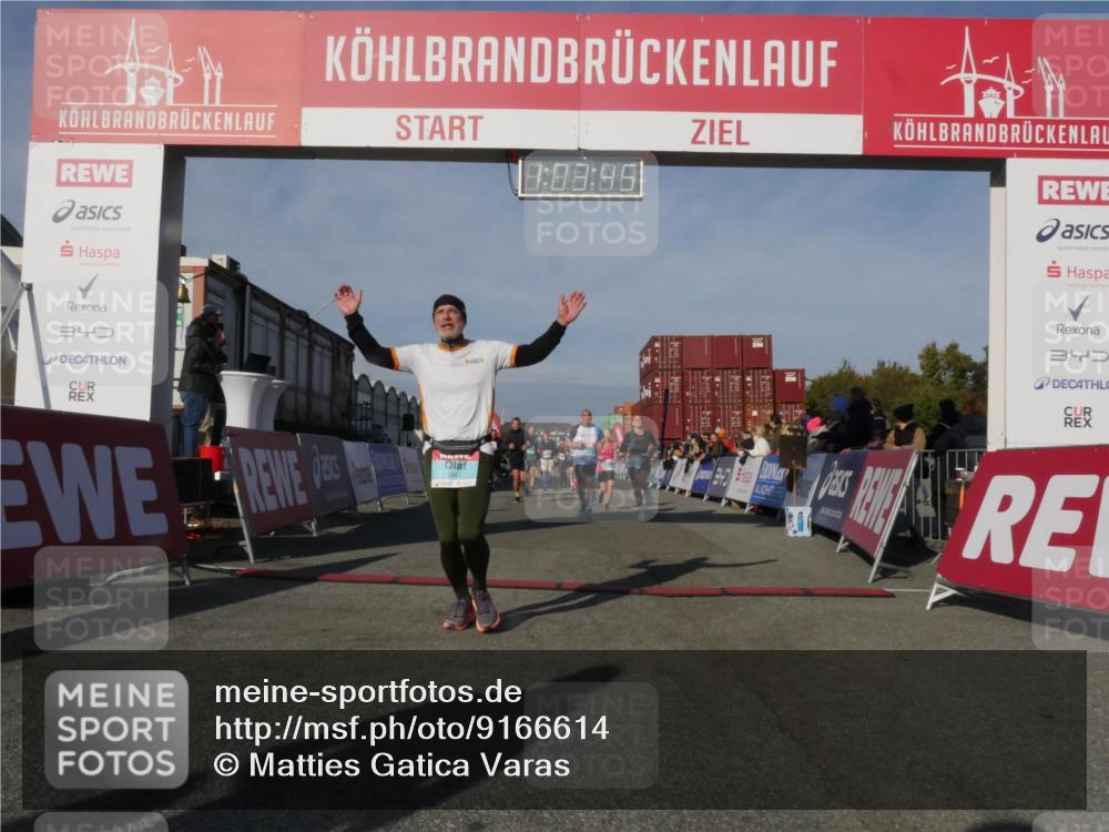 03.10.2025 - Köhlbrandbrückenlauf Matties Gatica Varas http://msf.ph/oto/9166614 03.10.2025 10:03:47 Ziel 1216, 1309, 1351, 1353, 2767, 3073, 3235, 3236, 3245, 3251, 3462, 3465, 3659, 3708, 3710, 3804, 3825 meine-sportfotos.de