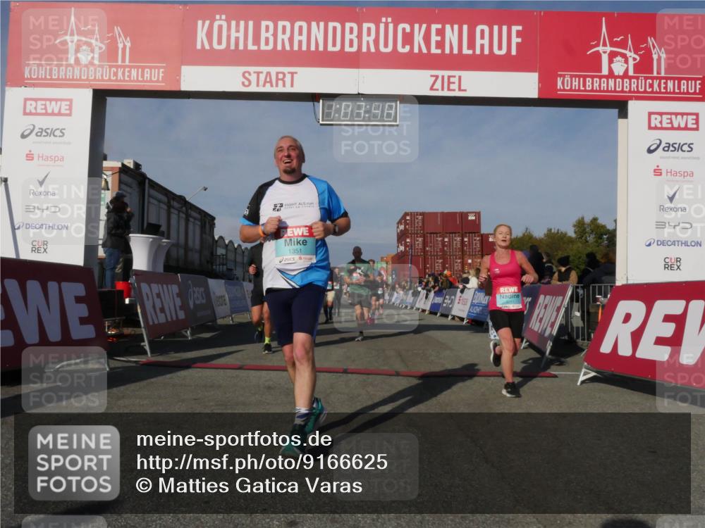 03.10.2025 - Köhlbrandbrückenlauf Matties Gatica Varas http://msf.ph/oto/9166625 03.10.2025 10:03:50 Ziel 1216, 1309, 1353, 2767, 3073, 3235, 3236, 3245, 3251, 3462, 3465, 3659, 3708, 3710, 3804, 3821 meine-sportfotos.de