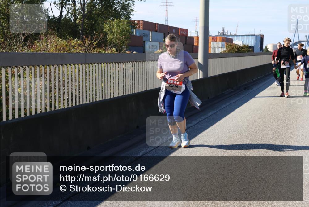 03.10.2025 - Köhlbrandbrückenlauf Strokosch-Dieckow http://msf.ph/oto/9166629 03.10.2025 13:20:57 Position 3 5999 meine-sportfotos.de