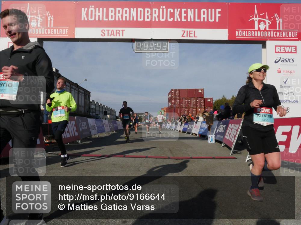 03.10.2025 - Köhlbrandbrückenlauf Matties Gatica Varas http://msf.ph/oto/9166644 03.10.2025 10:03:55 Ziel 1039, 1216, 1309, 3138, 3236, 3462, 3465, 3659, 3804, 3821 meine-sportfotos.de