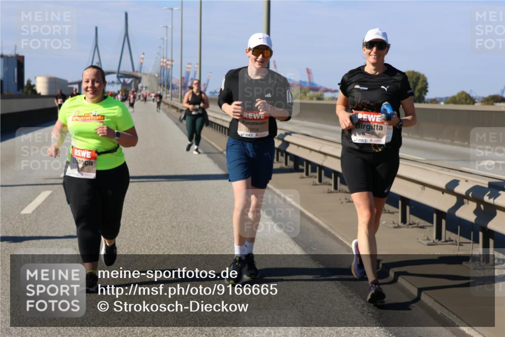 03.10.2025 - Köhlbrandbrückenlauf Strokosch-Dieckow http://msf.ph/oto/9166665 03.10.2025 13:21:10 Position 3 258, 6257 meine-sportfotos.de