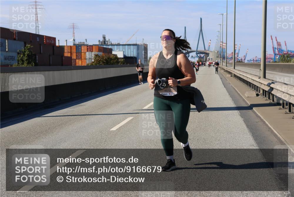 03.10.2025 - Köhlbrandbrückenlauf Strokosch-Dieckow http://msf.ph/oto/9166679 03.10.2025 13:21:17 Position 3 4572 meine-sportfotos.de