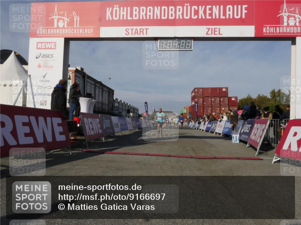 03.10.2025 - Köhlbrandbrückenlauf Matties Gatica Varas http://msf.ph/oto/9166697 03.10.2025 10:04:10 Ziel 1141, 1543, 1702, 2732, 2791, 2798 meine-sportfotos.de