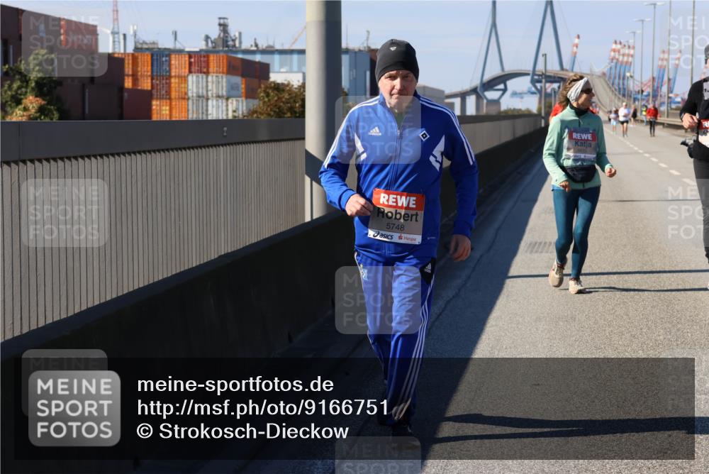 03.10.2025 - Köhlbrandbrückenlauf Strokosch-Dieckow http://msf.ph/oto/9166751 03.10.2025 13:21:57 Position 3 5748 meine-sportfotos.de