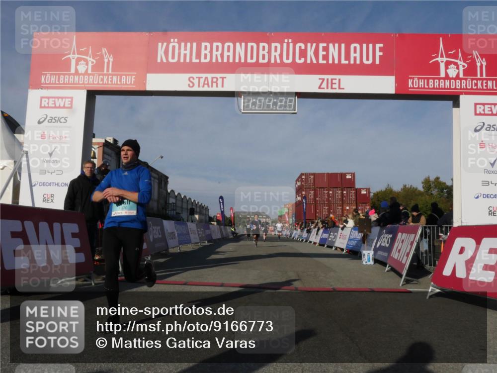 03.10.2025 - Köhlbrandbrückenlauf Matties Gatica Varas http://msf.ph/oto/9166773 03.10.2025 10:04:30 Ziel 1080, 1177, 2029, 3301, 3379, 3516, 3791 meine-sportfotos.de