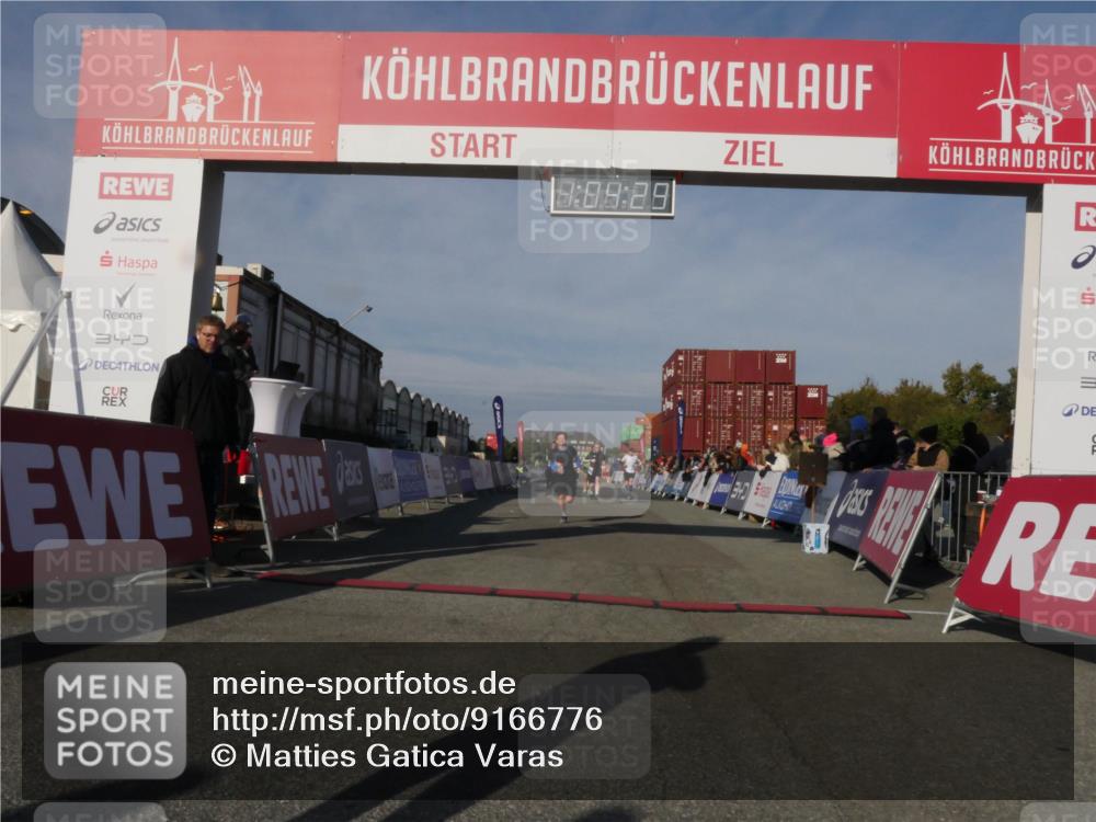 03.10.2025 - Köhlbrandbrückenlauf Matties Gatica Varas http://msf.ph/oto/9166776 03.10.2025 10:04:31 Ziel 1080, 1177, 2029, 3301, 3379, 3516, 3791 meine-sportfotos.de