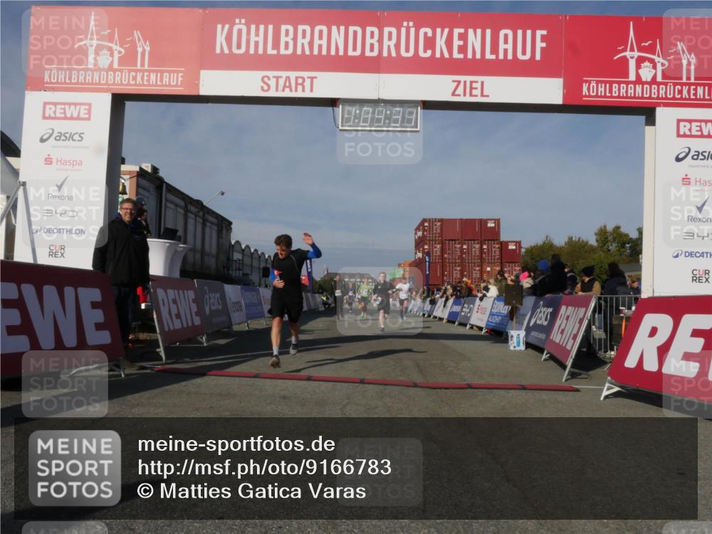 03.10.2025 - Köhlbrandbrückenlauf Matties Gatica Varas http://msf.ph/oto/9166783 03.10.2025 10:04:33 Ziel 1080, 1177, 2029, 3301, 3379, 3516, 3791 meine-sportfotos.de