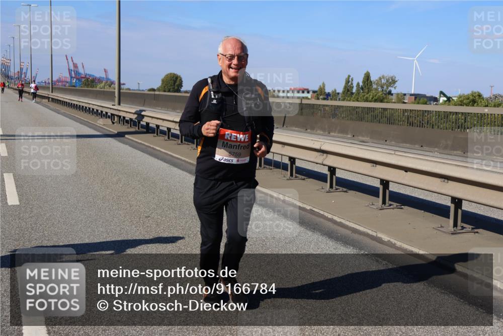 03.10.2025 - Köhlbrandbrückenlauf Strokosch-Dieckow http://msf.ph/oto/9166784 03.10.2025 13:22:02 Position 3 5759 meine-sportfotos.de