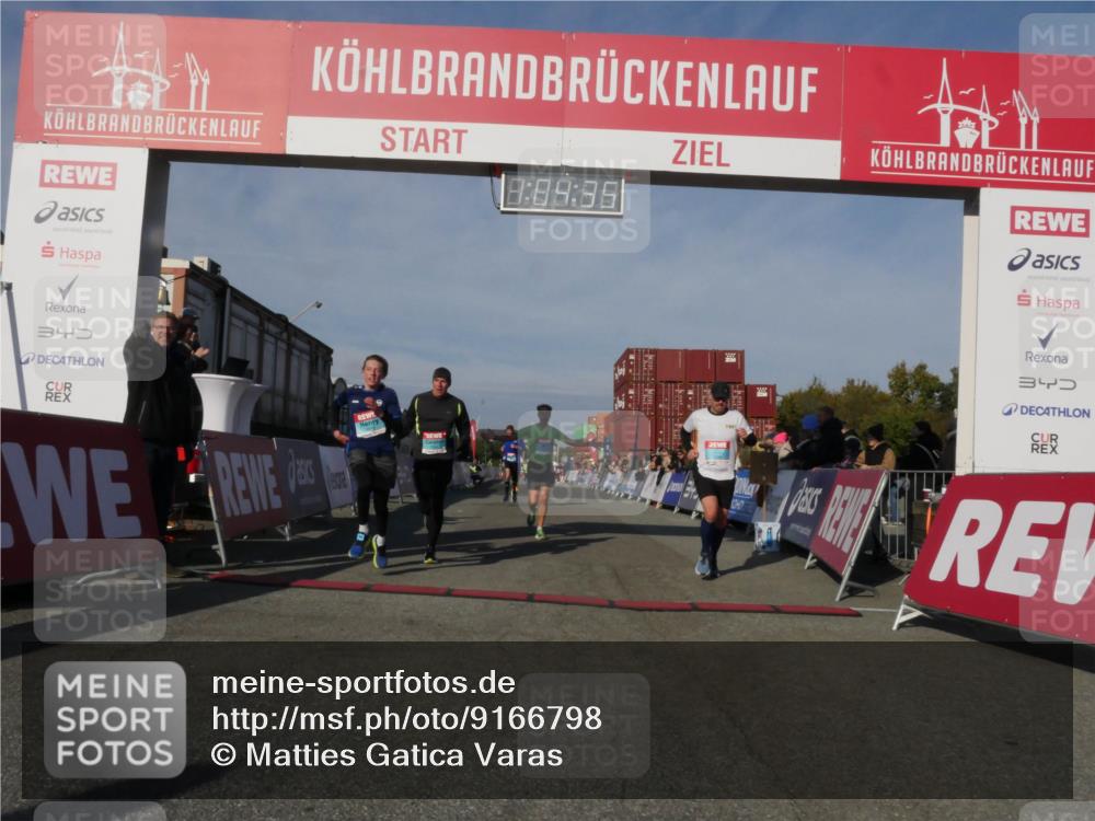 03.10.2025 - Köhlbrandbrückenlauf Matties Gatica Varas http://msf.ph/oto/9166798 03.10.2025 10:04:37 Ziel 1025, 1073, 1080, 1218, 1308, 2029, 2672, 3160, 3301, 3379, 3791 meine-sportfotos.de