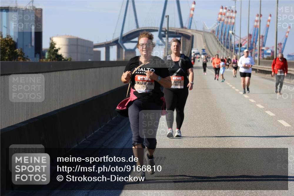 03.10.2025 - Köhlbrandbrückenlauf Strokosch-Dieckow http://msf.ph/oto/9166810 03.10.2025 13:22:19 Position 3 5919 meine-sportfotos.de