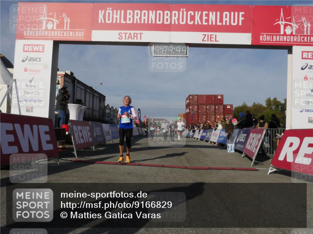 03.10.2025 - Köhlbrandbrückenlauf Matties Gatica Varas http://msf.ph/oto/9166829 03.10.2025 10:04:46 Ziel 1025, 1073, 1218, 1308, 1623, 2672, 2714, 2822, 3160, 3753, 3799, 3835 meine-sportfotos.de