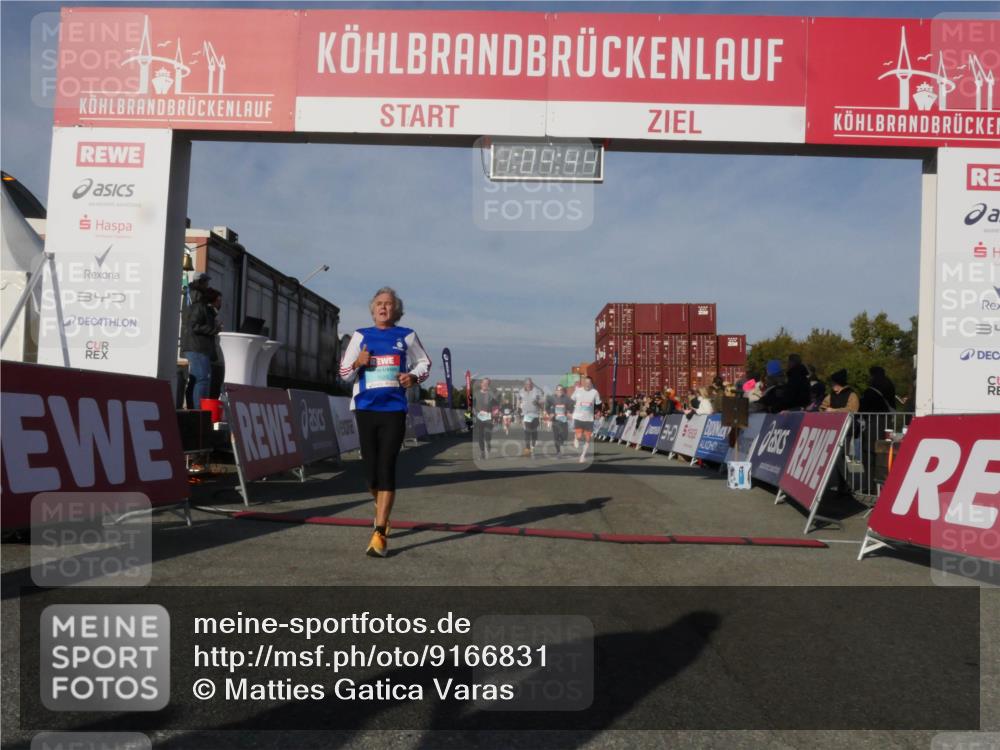 03.10.2025 - Köhlbrandbrückenlauf Matties Gatica Varas http://msf.ph/oto/9166831 03.10.2025 10:04:46 Ziel 1025, 1073, 1218, 1308, 1623, 2672, 2714, 2822, 3160, 3753, 3799, 3835 meine-sportfotos.de