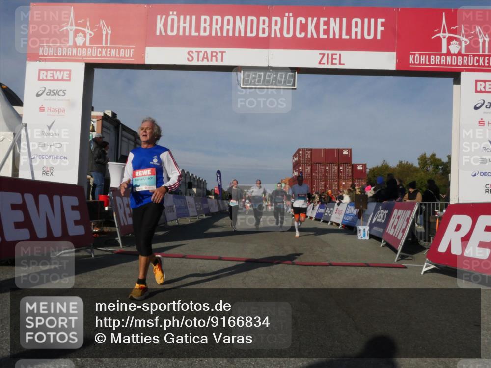 03.10.2025 - Köhlbrandbrückenlauf Matties Gatica Varas http://msf.ph/oto/9166834 03.10.2025 10:04:47 Ziel 1073, 1218, 1308, 1623, 2672, 2714, 2822, 3160, 3753, 3799, 3835 meine-sportfotos.de