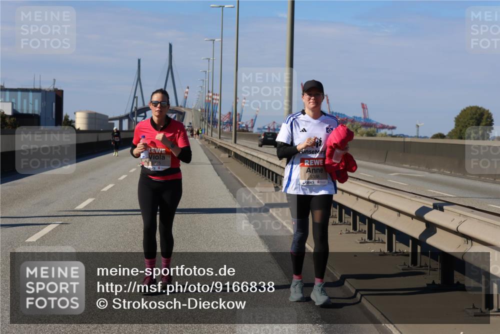 03.10.2025 - Köhlbrandbrückenlauf Strokosch-Dieckow http://msf.ph/oto/9166838 03.10.2025 13:22:25 Position 3 5275, 5388 meine-sportfotos.de