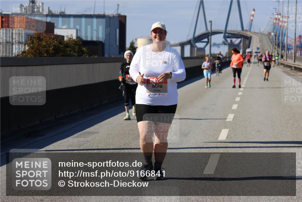 03.10.2025 - Köhlbrandbrückenlauf Strokosch-Dieckow http://msf.ph/oto/9166841 03.10.2025 13:22:42 Position 3 5534 meine-sportfotos.de