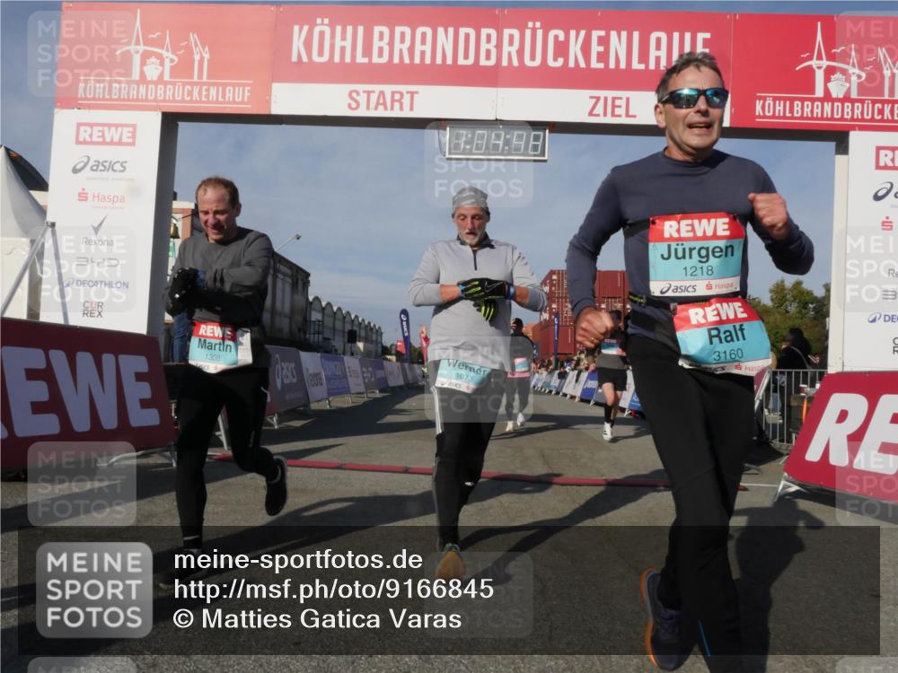 03.10.2025 - Köhlbrandbrückenlauf Matties Gatica Varas http://msf.ph/oto/9166845 03.10.2025 10:04:50 Ziel 1225, 1403, 1623, 2714, 2822, 3117, 3753, 3799, 3835 meine-sportfotos.de