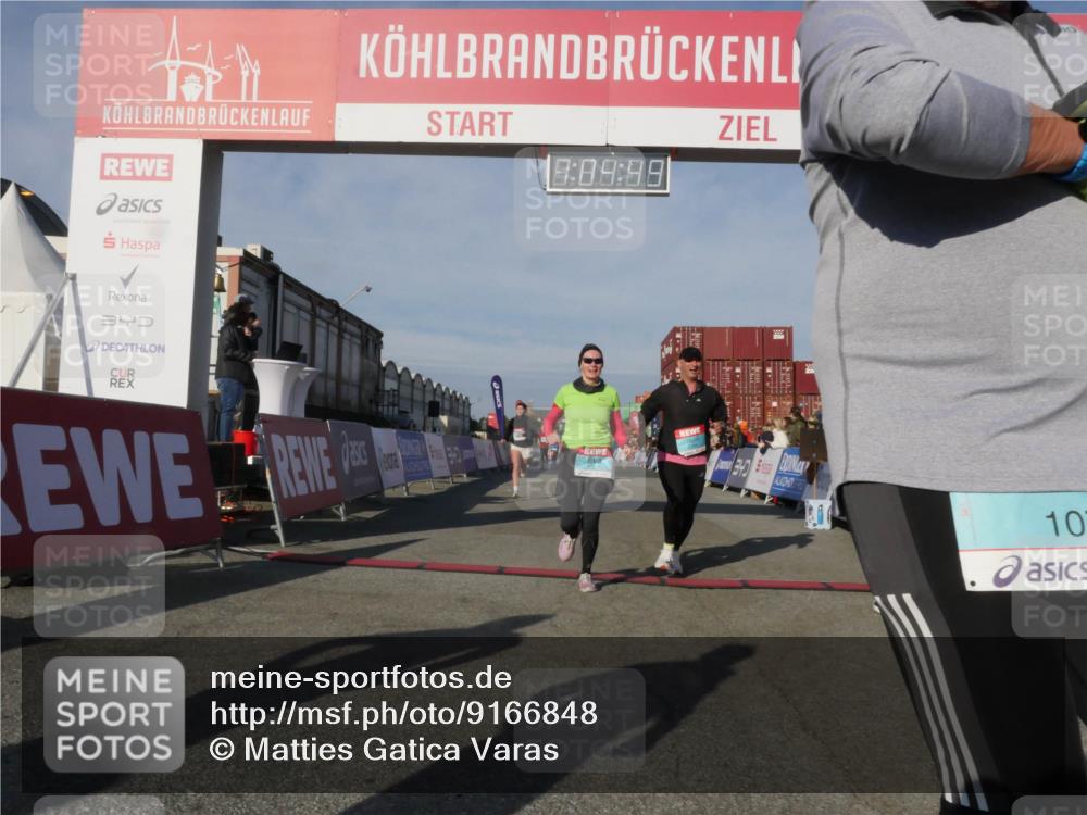 03.10.2025 - Köhlbrandbrückenlauf Matties Gatica Varas http://msf.ph/oto/9166848 03.10.2025 10:04:51 Ziel 1225, 1236, 1403, 2714, 2822, 3117, 3753, 3799, 3835 meine-sportfotos.de