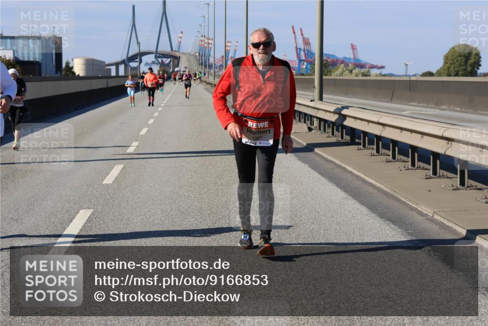 03.10.2025 - Köhlbrandbrückenlauf Strokosch-Dieckow http://msf.ph/oto/9166853 03.10.2025 13:22:44 Position 3 5327 meine-sportfotos.de