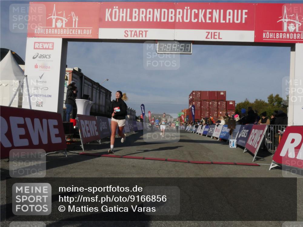 03.10.2025 - Köhlbrandbrückenlauf Matties Gatica Varas http://msf.ph/oto/9166856 03.10.2025 10:04:53 Ziel 1225, 1236, 1403, 1447, 2714, 3117, 3753, 3812, 3835 meine-sportfotos.de