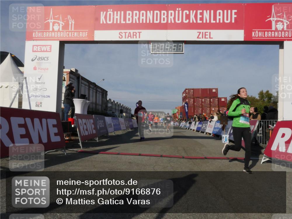 03.10.2025 - Köhlbrandbrückenlauf Matties Gatica Varas http://msf.ph/oto/9166876 03.10.2025 10:04:59 Ziel 1225, 1236, 1302, 1403, 1447, 1457, 3117, 3812 meine-sportfotos.de