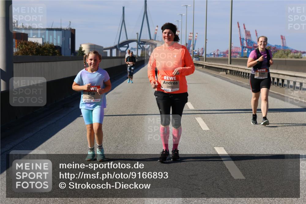 03.10.2025 - Köhlbrandbrückenlauf Strokosch-Dieckow http://msf.ph/oto/9166893 03.10.2025 13:23:05 Position 3 5611, 5860 meine-sportfotos.de