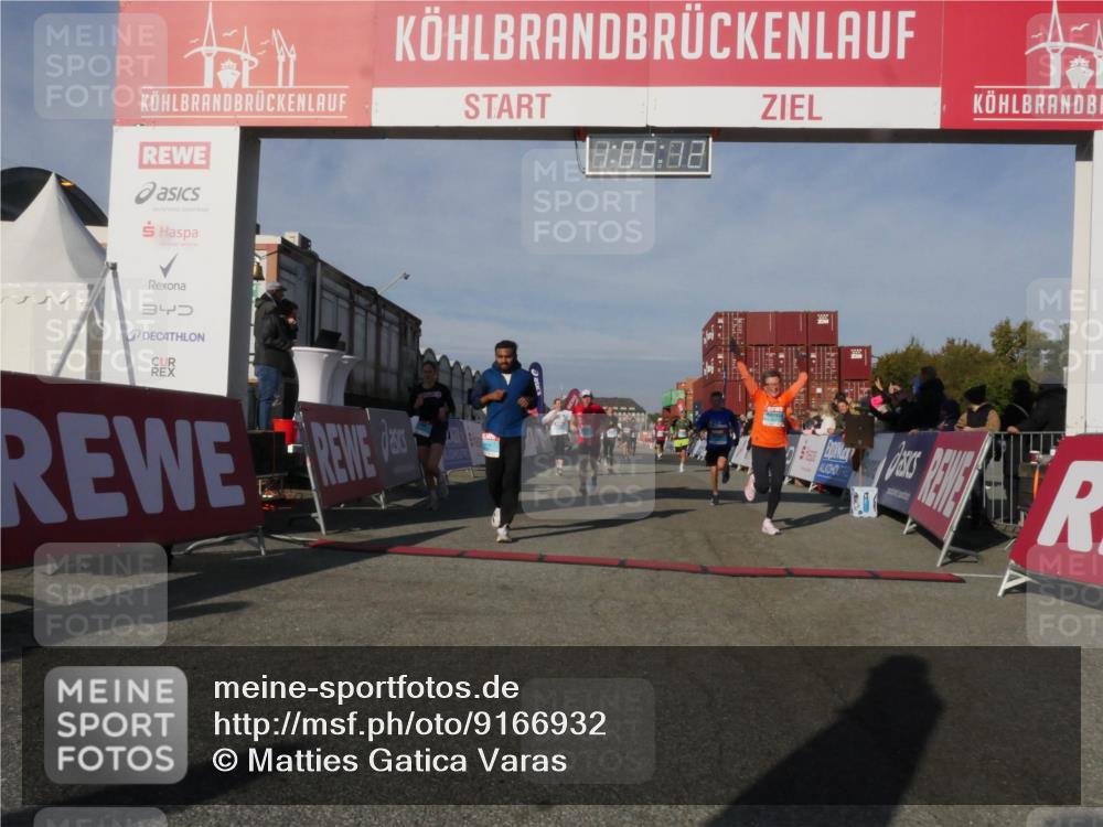 03.10.2025 - Köhlbrandbrückenlauf Matties Gatica Varas http://msf.ph/oto/9166932 03.10.2025 10:05:13 Ziel 1033, 1211, 1239, 1346, 1359, 1406, 1477, 1622, 1944, 2920, 3409, 3721, 3741 meine-sportfotos.de