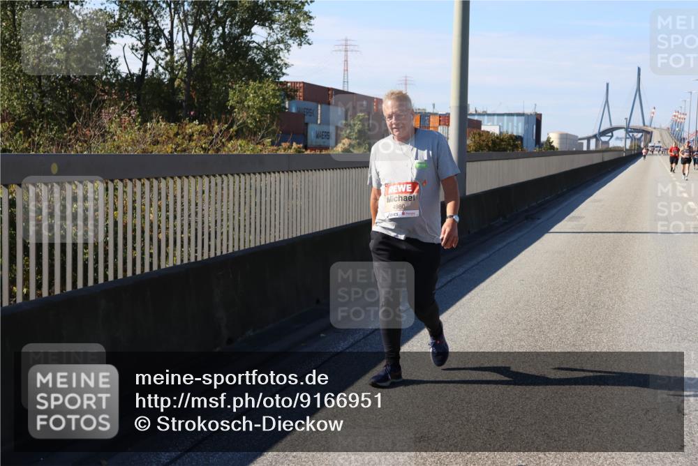 03.10.2025 - Köhlbrandbrückenlauf Strokosch-Dieckow http://msf.ph/oto/9166951 03.10.2025 13:23:27 Position 3 4980 meine-sportfotos.de