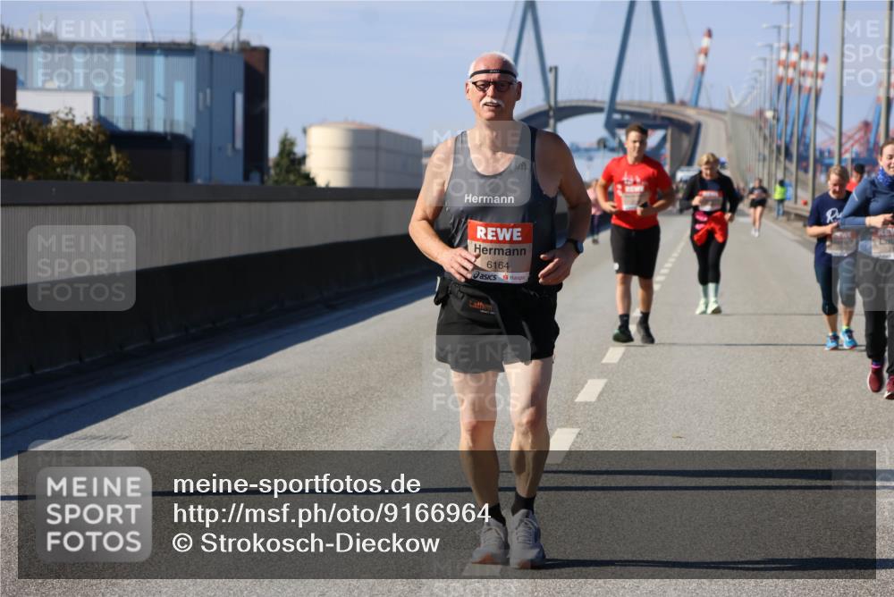 03.10.2025 - Köhlbrandbrückenlauf Strokosch-Dieckow http://msf.ph/oto/9166964 03.10.2025 13:23:42 Position 3 6164 meine-sportfotos.de