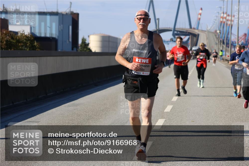 03.10.2025 - Köhlbrandbrückenlauf Strokosch-Dieckow http://msf.ph/oto/9166968 03.10.2025 13:23:42 Position 3 164 meine-sportfotos.de