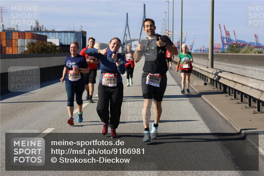 03.10.2025 - Köhlbrandbrückenlauf Strokosch-Dieckow http://msf.ph/oto/9166981 03.10.2025 13:23:51 Position 3 6558, 5216, 4157 meine-sportfotos.de