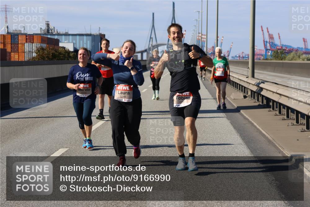 03.10.2025 - Köhlbrandbrückenlauf Strokosch-Dieckow http://msf.ph/oto/9166990 03.10.2025 13:23:51 Position 3 6558, 5216, 4157 meine-sportfotos.de