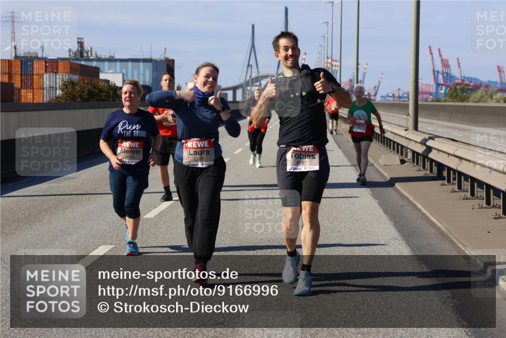 03.10.2025 - Köhlbrandbrückenlauf Strokosch-Dieckow http://msf.ph/oto/9166996 03.10.2025 13:23:51 Position 3 6558, 5216, 4157 meine-sportfotos.de