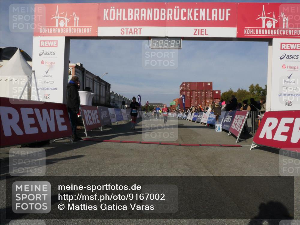 03.10.2025 - Köhlbrandbrückenlauf Matties Gatica Varas http://msf.ph/oto/9167002 03.10.2025 10:05:33 Ziel 1385, 1415, 2084, 3679, 3842 meine-sportfotos.de