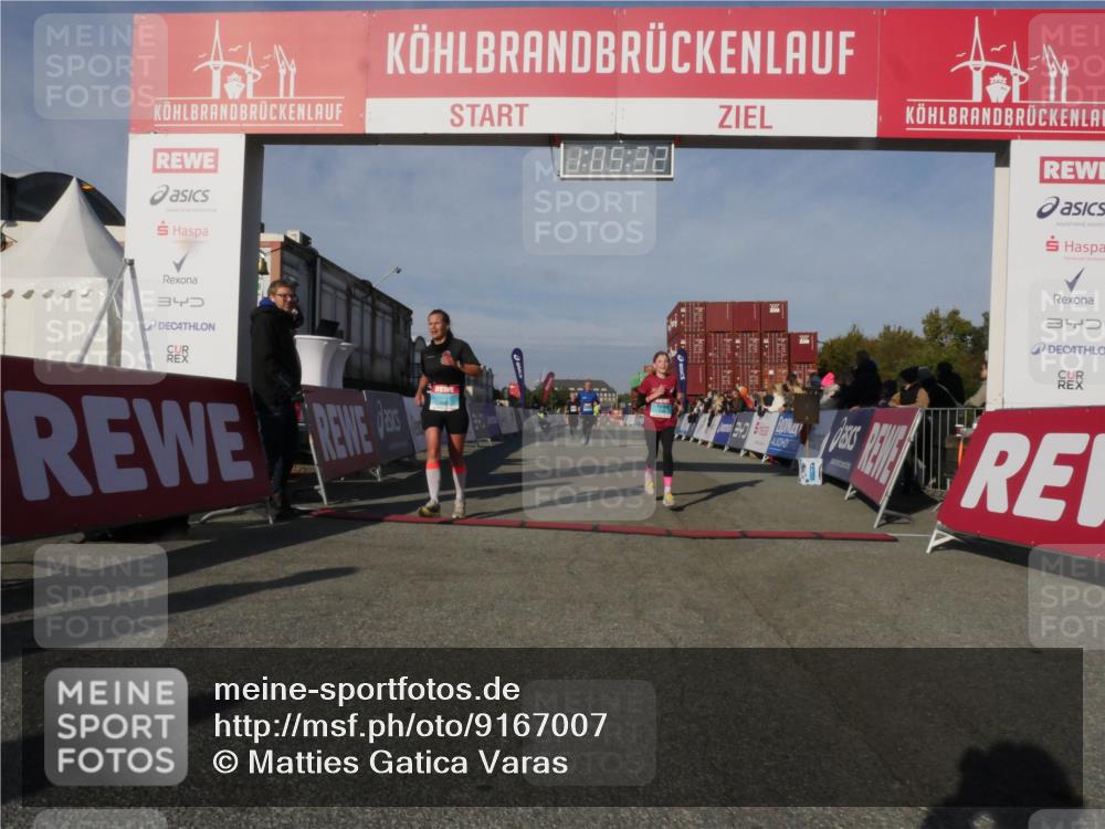 03.10.2025 - Köhlbrandbrückenlauf Matties Gatica Varas http://msf.ph/oto/9167007 03.10.2025 10:05:34 Ziel 1312, 1385, 1415, 2084, 3679, 3842 meine-sportfotos.de