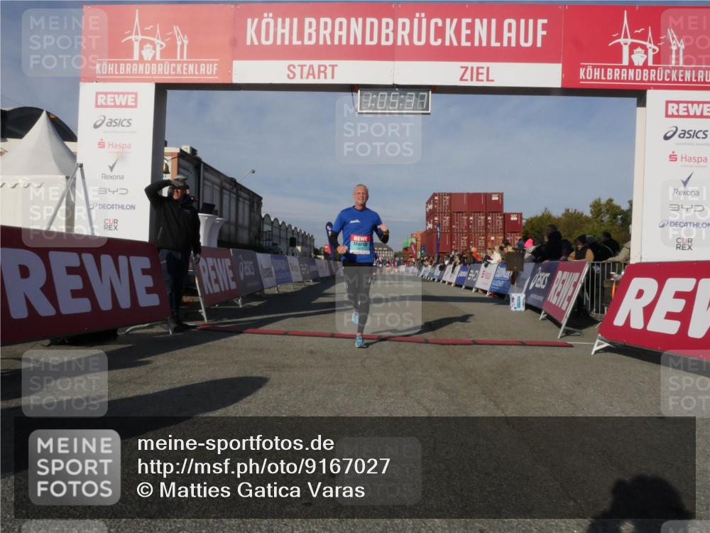 03.10.2025 - Köhlbrandbrückenlauf Matties Gatica Varas http://msf.ph/oto/9167027 03.10.2025 10:05:39 Ziel 1119, 1312, 1340, 1385, 1415, 1962, 2698, 3484, 3679 meine-sportfotos.de