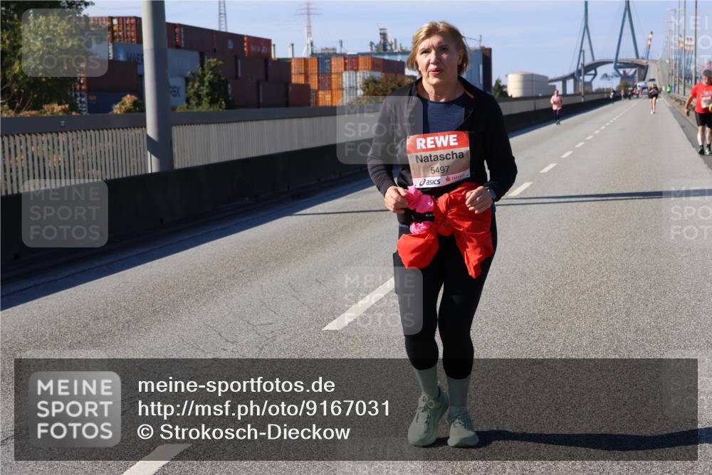 03.10.2025 - Köhlbrandbrückenlauf Strokosch-Dieckow http://msf.ph/oto/9167031 03.10.2025 13:24:01 Position 3 5497 meine-sportfotos.de