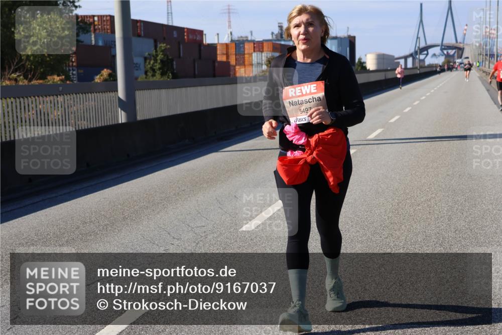 03.10.2025 - Köhlbrandbrückenlauf Strokosch-Dieckow http://msf.ph/oto/9167037 03.10.2025 13:24:02 Position 3 5497 meine-sportfotos.de