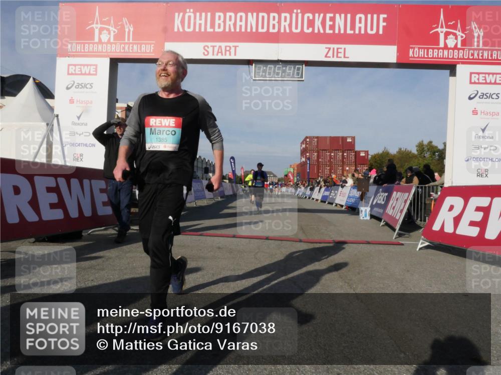 03.10.2025 - Köhlbrandbrückenlauf Matties Gatica Varas http://msf.ph/oto/9167038 03.10.2025 10:05:42 Ziel 1119, 1312, 1340, 1415, 1962, 2698, 3484 meine-sportfotos.de