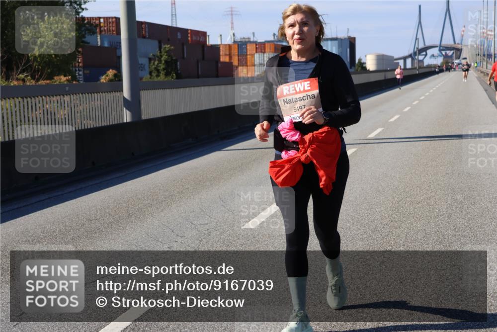 03.10.2025 - Köhlbrandbrückenlauf Strokosch-Dieckow http://msf.ph/oto/9167039 03.10.2025 13:24:02 Position 3 5497 meine-sportfotos.de