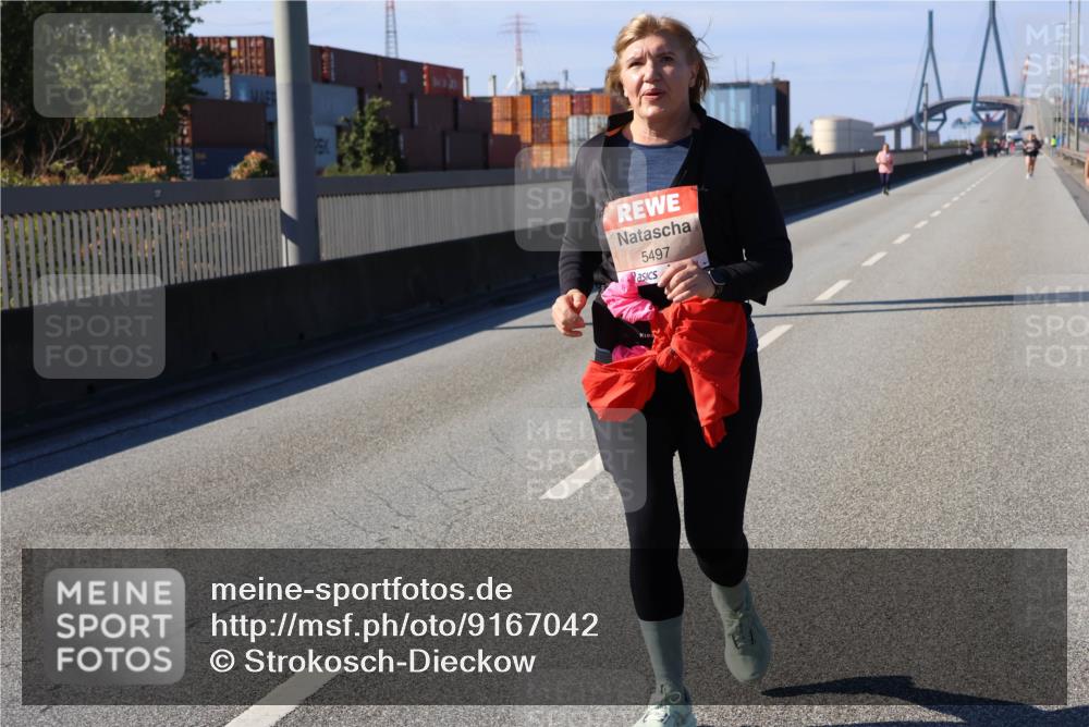 03.10.2025 - Köhlbrandbrückenlauf Strokosch-Dieckow http://msf.ph/oto/9167042 03.10.2025 13:24:02 Position 3 5497 meine-sportfotos.de